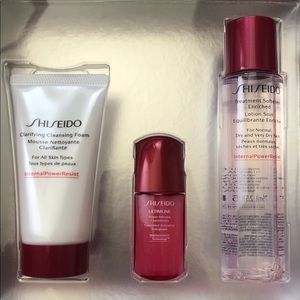 Brand New in Box Shiseido Cleansing Essentials
